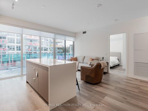 Photo 2 at 428 - 333 Sunseeker Avenue, Rural Innisfil, Innisfil