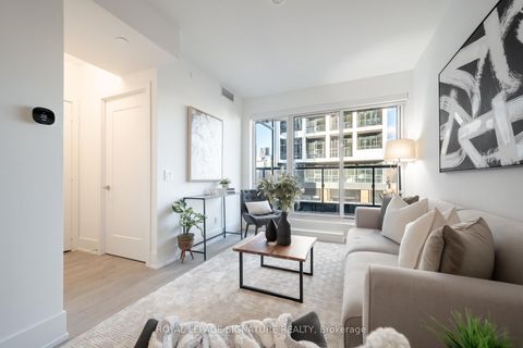 Photo 4 at 303 - 119 Denison Avenue, Chinatown, Toronto