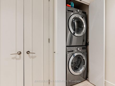 Photo 23 at 607 - 99 Avenue Road, Annex, Toronto