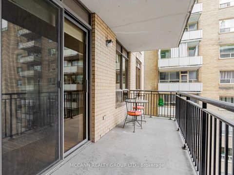 Photo 25 at 607 - 99 Avenue Road, Annex, Toronto