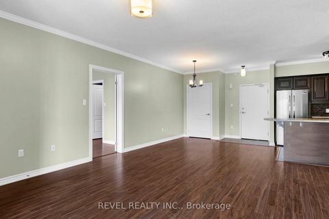 Photo 6 at 106 - 39 Ferndale Drive S, Ardagh, Barrie