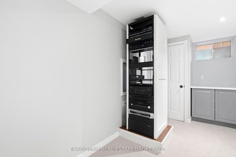 Photo 35 at 3 Prince William Way, Shore, Barrie