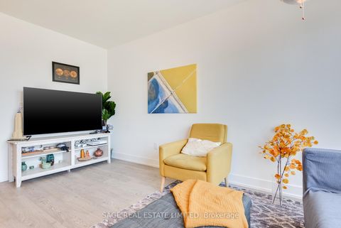 Photo 2 at 834 - 5 Mabelle Avenue, City Centre West, Toronto