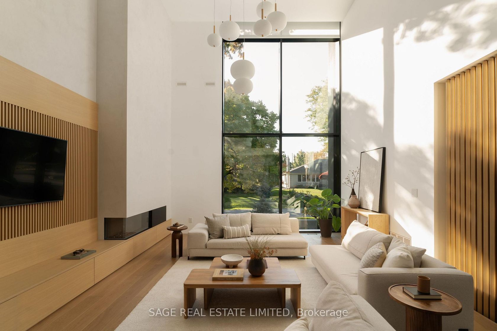 38 Ravensbourne Crescent, Rosethorn, Toronto 