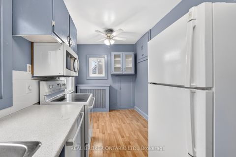 Photo 28 at 2585 Lakeshore Boulevard W, Mimico, Toronto