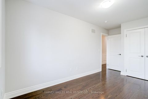 Photo 21 at 797 Oxford Street, Mimico, Toronto