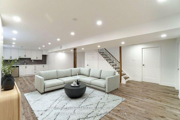 Photo 25 at 550 Meadows Boulevard, Rathwood, Mississauga