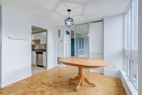 Photo 9 at 1804 - 5 Kenneth Avenue, Willowdale East, Toronto