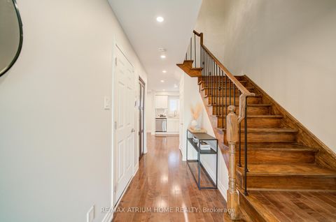 Photo 4 at 20 Maple Sugar Lane, Patterson, Vaughan