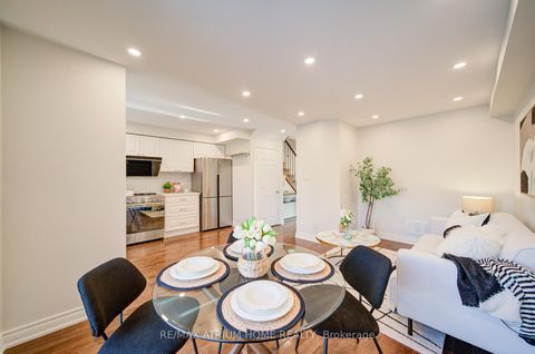 Photo 10 at 20 Maple Sugar Lane, Patterson, Vaughan