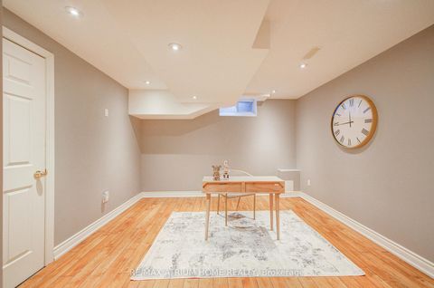 Photo 26 at 20 Maple Sugar Lane, Patterson, Vaughan