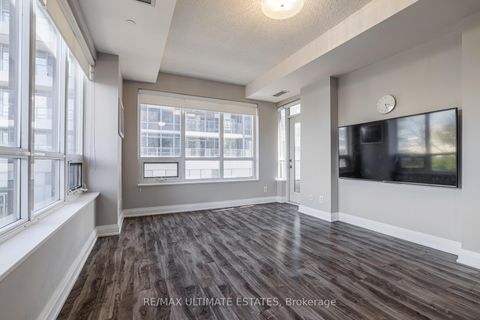 Photo 4 at 222 - 399 Spring Garden Avenue, Willowdale East, Toronto