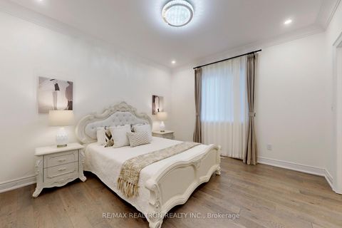 Photo 18 at 48 Red Giant Street W, Observatory, Richmond Hill