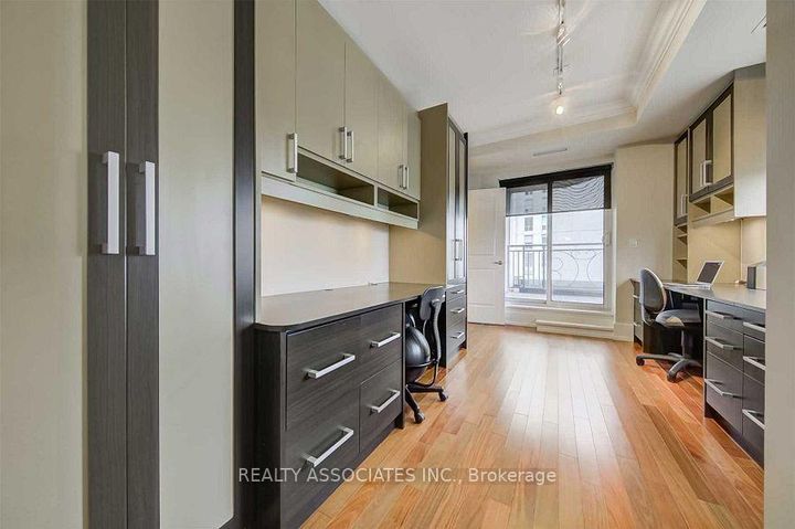 Photo 11 at 1404 - 662 Sheppard Avenue E, Bayview Village, Toronto