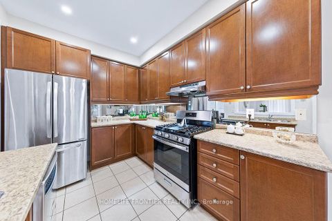 Photo 14 at 2 George Kirby Street, Patterson, Vaughan