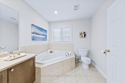 Photo 35 at 2 George Kirby Street, Patterson, Vaughan