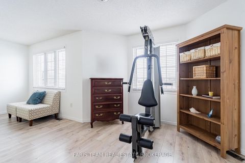 Photo 20 at 7 Round Leaf Court, Holly, Barrie