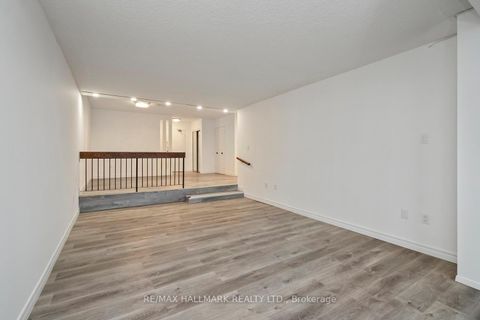 Photo 3 at 910 - 2330 Bridletowne Circle, L'Amoreaux, Toronto