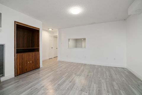 Photo 6 at 910 - 2330 Bridletowne Circle, L'Amoreaux, Toronto