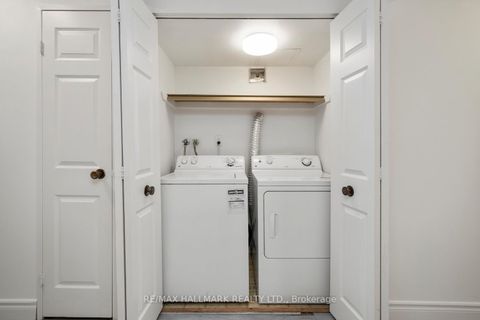 Photo 11 at 910 - 2330 Bridletowne Circle, L'Amoreaux, Toronto