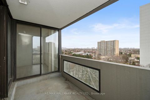Photo 12 at 910 - 2330 Bridletowne Circle, L'Amoreaux, Toronto
