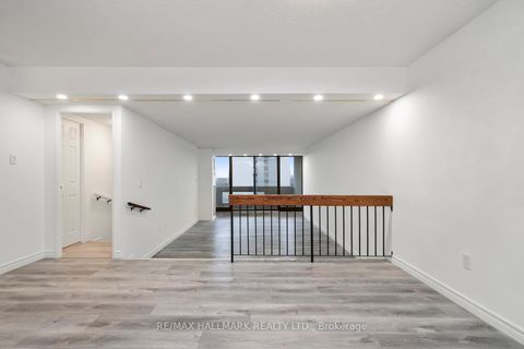 Photo 26 at 910 - 2330 Bridletowne Circle, L'Amoreaux, Toronto