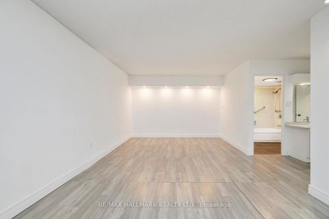 Photo 31 at 910 - 2330 Bridletowne Circle, L'Amoreaux, Toronto