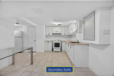 Photo 14 at 8 Newton Street, Wellington, Barrie