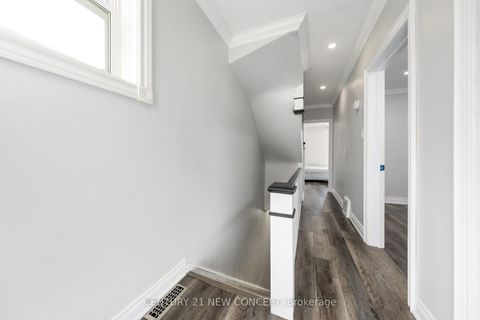 Photo 15 at 1113 Dufferin Street, Junction, Toronto