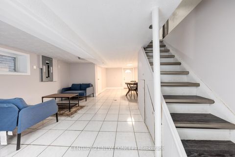 Photo 28 at 1113 Dufferin Street, Junction, Toronto