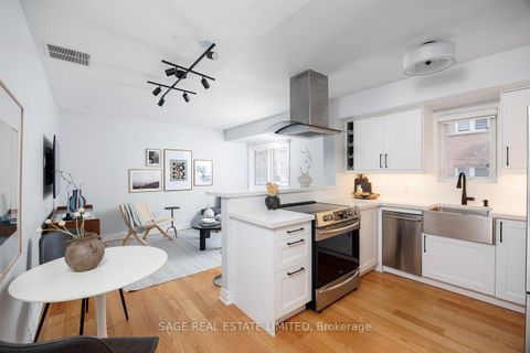 Photo 3 at 144 - 30 Merchant Lane, Dufferin Grove, Toronto