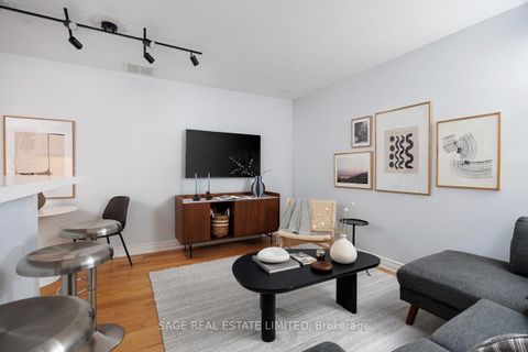 Photo 10 at 144 - 30 Merchant Lane, Dufferin Grove, Toronto