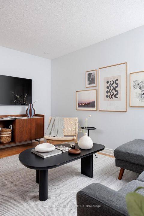 Photo 11 at 144 - 30 Merchant Lane, Dufferin Grove, Toronto