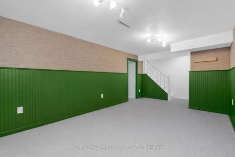 Photo 29 at 50 Newton Street, Wellington, Barrie