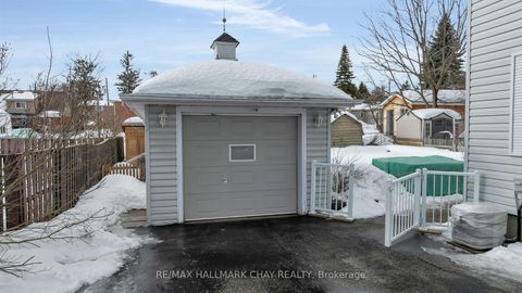 Photo 40 at 50 Newton Street, Wellington, Barrie