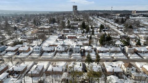 Photo 46 at 50 Newton Street, Wellington, Barrie