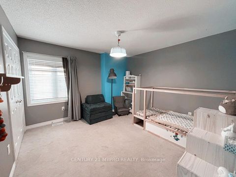 Photo 16 at 2 Whitestone Drive, Keswick North, Georgina