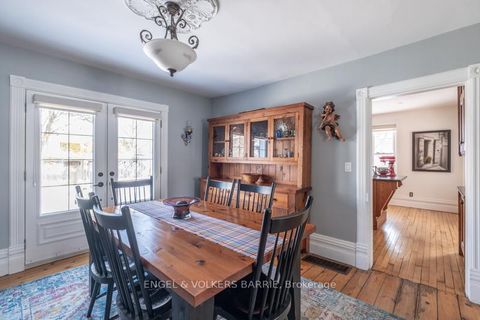 Photo 5 at 17 Frances Street N, Queen's Park, Barrie