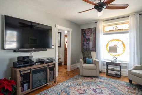 Photo 11 at 17 Frances Street N, Queen's Park, Barrie