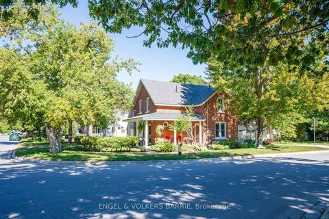 Photo 24 at 17 Frances Street N, Queen's Park, Barrie