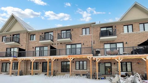 Photo 44 at 7 Elkington Crescent, Rural Whitby, Whitby