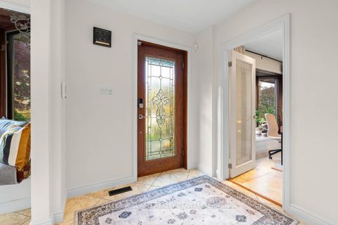 Photo 4 at 50 Skyview Crescent, Henry Farm, Toronto