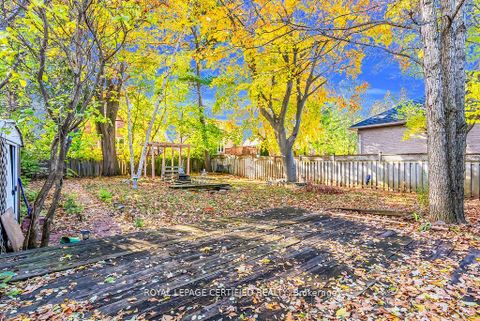 Photo 15 at 125 Steeles Avenue E, Newtonbrook East, Toronto