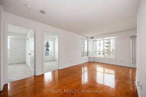 Photo 5 at 420 - 51 Baffin Court, Langstaff, Richmond Hill