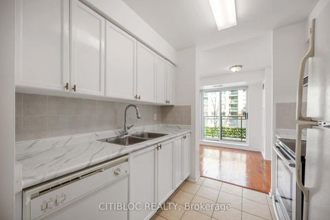 Photo 14 at 420 - 51 Baffin Court, Langstaff, Richmond Hill