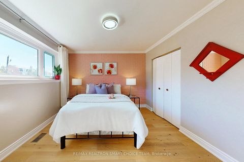 Photo 12 at 16 Frith Road, Jane Heights, Toronto