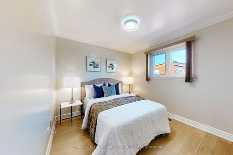 Photo 14 at 16 Frith Road, Jane Heights, Toronto