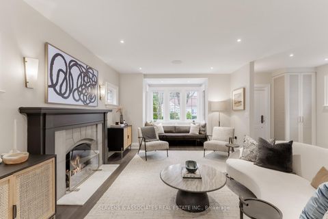 Photo 4 at 9 Elmsthorpe Avenue, Forest Hill South, Toronto