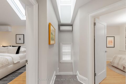 Photo 12 at 9 Elmsthorpe Avenue, Forest Hill South, Toronto