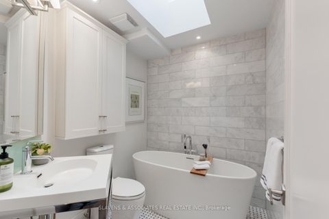 Photo 15 at 9 Elmsthorpe Avenue, Forest Hill South, Toronto